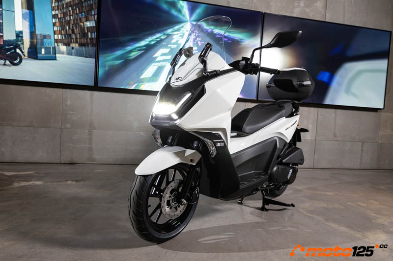 Kymco Sky Town 125